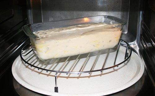 Microwave baking