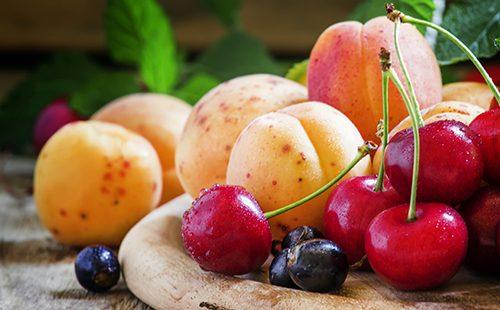 Летни плодове и плодове