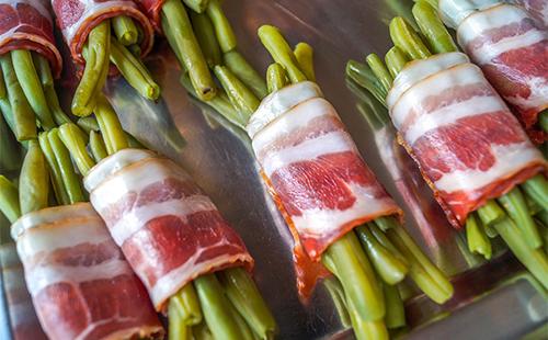 Bacon na may asparagus