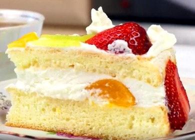 Проста и вкусна гъба торта с плодове: стъпка по стъпка рецепта със снимка.