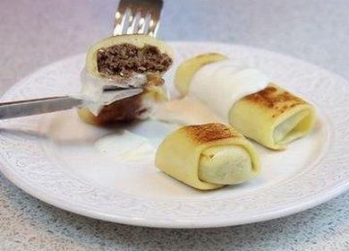 Ang mga pancake na may karne: isang recipe ng hakbang-hakbang na may isang larawan!