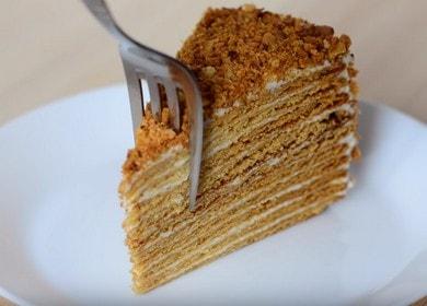 Pagluluto ng cake ng Honey: isang klasikong recipe na may mga larawan na hakbang-hakbang.