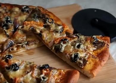 Ароматна домашна пица с гъби: готвим по рецептата със стъпка по стъпка снимки.