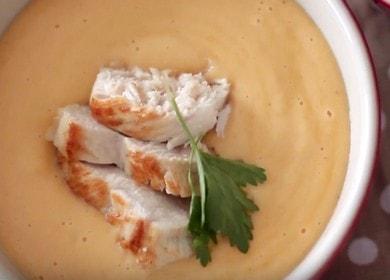حساء الجبن الطري مع الدجاج: وصفة مع الصور ومقاطع الفيديو.