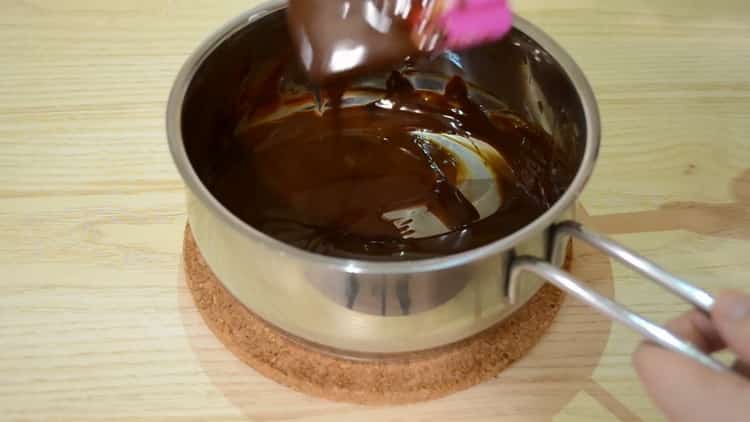 За да направите шоколадов мъфин за банан, пригответе черешката