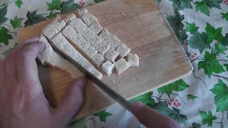 Готвене на бисквити във фурната от бял хляб