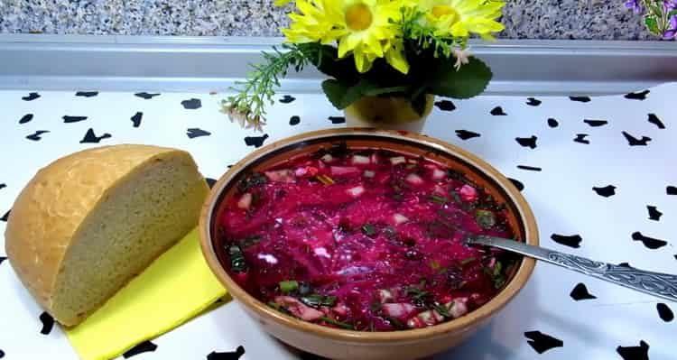 Студена супа от цвекло: стъпка по стъпка класическа рецепта със снимка