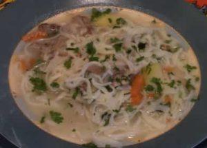 Как да научите как да готвите вкусна патешка супа с проста рецепта